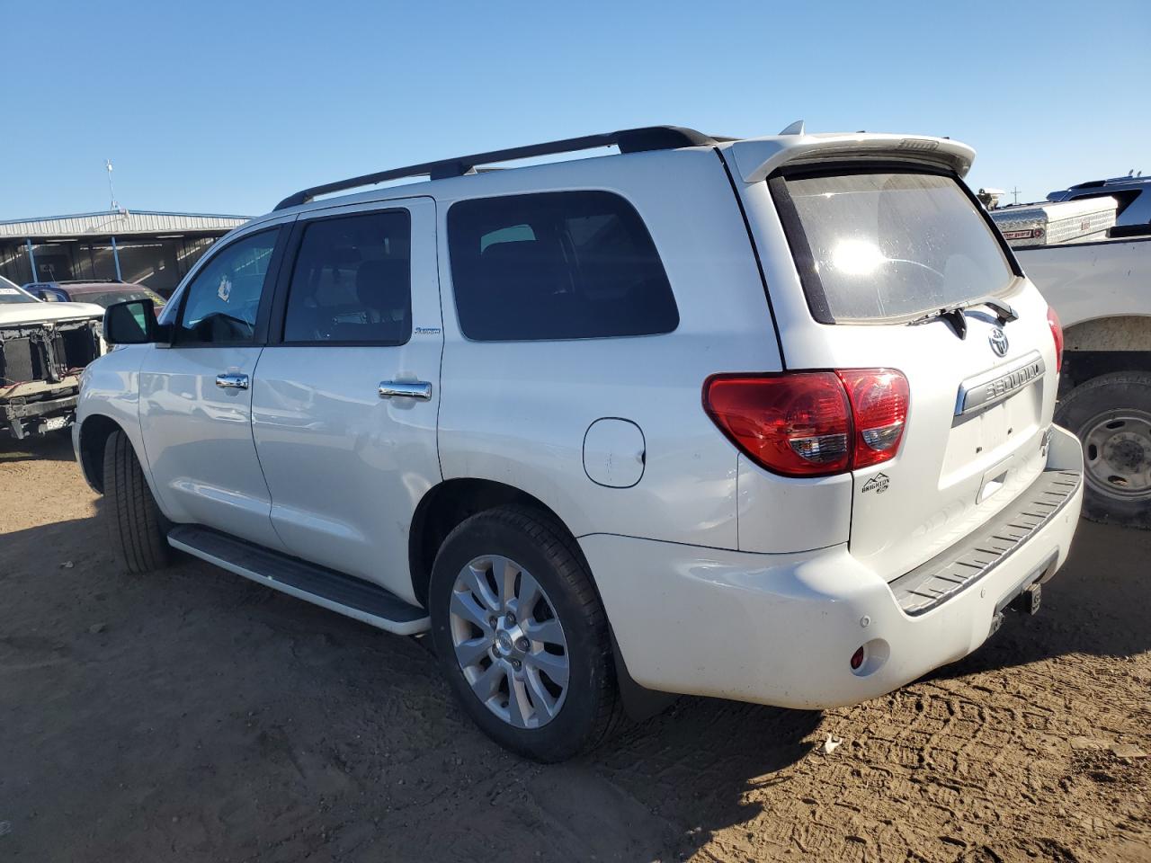 Image 2 of 2015 TOYOTA SEQUOIA PLATINUM 2015 with VIN 5TDDW5G13FS117315