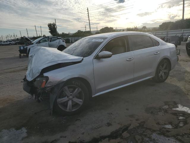 Изображение 2012 VOLKSWAGEN PASSAT SE 2012
