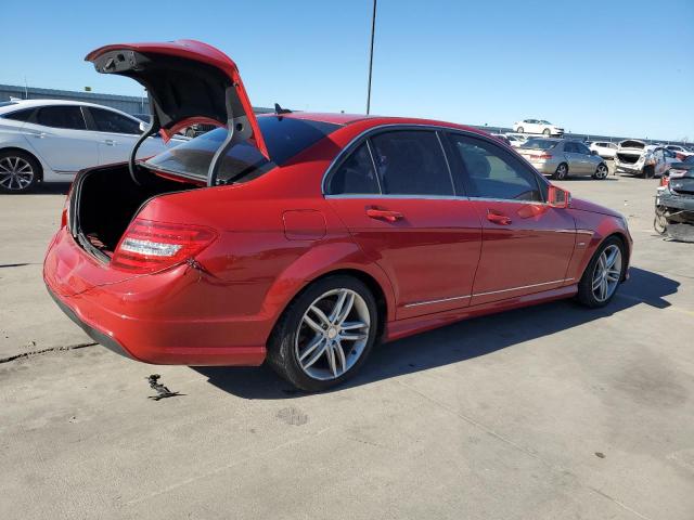 Obraz 3 z 2012 MERCEDES-BENZ C 250 2012 z VIN WDDGF4HB3CA620372
