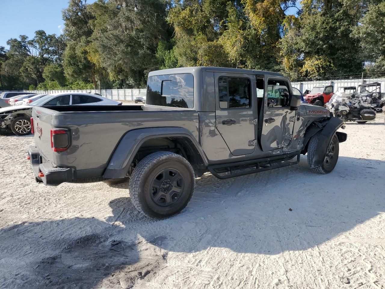 Obraz 3 z 2021 JEEP GLADIATOR MOJAVE 2021 z VIN 1C6JJTEG6ML620131