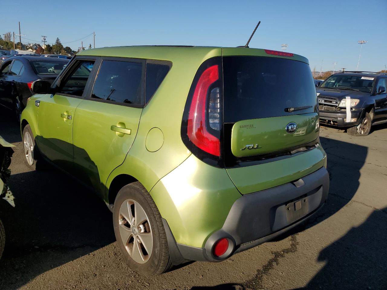 Image 2 of 2015 KIA SOUL  2015 with VIN KNDJN2A20F7766375