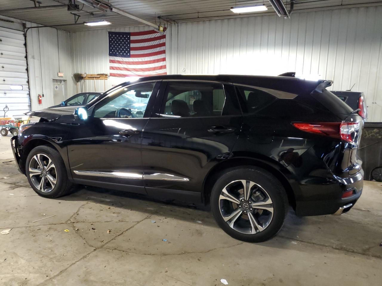Image 2 of 2022 ACURA RDX ADVANCE 2022 with VIN 5J8TC2H73NL010319