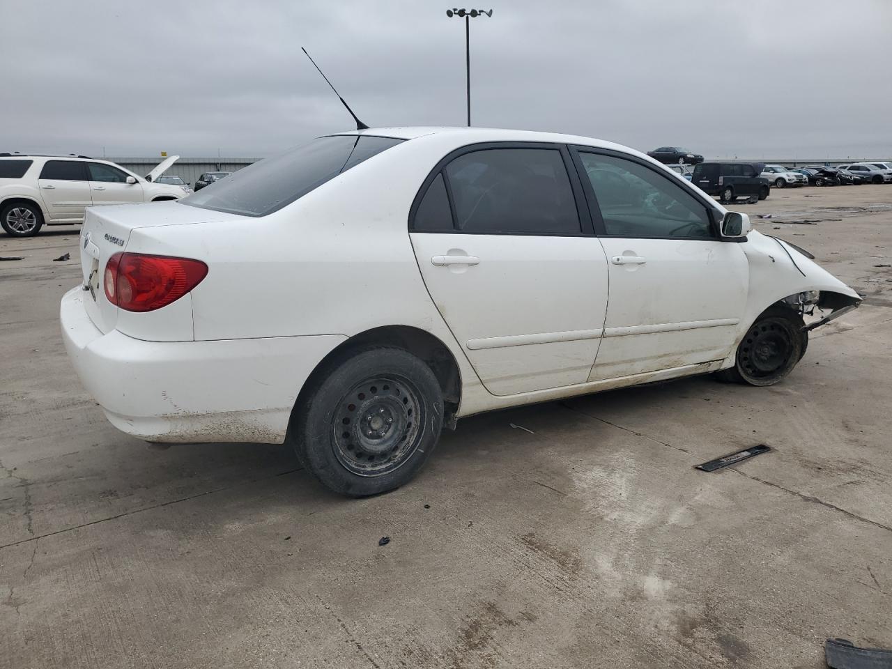 Image 3 of 2007 TOYOTA COROLLA CE 2007 with VIN 1NXBR32E17Z848458