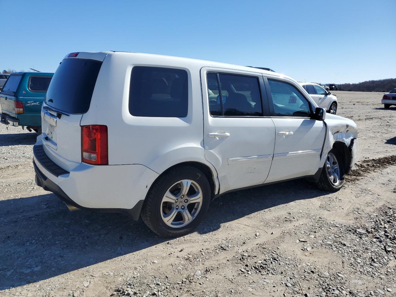 Image 3 of 2013 HONDA PILOT EXL 2013 with VIN 5FNYF3H57DB015055