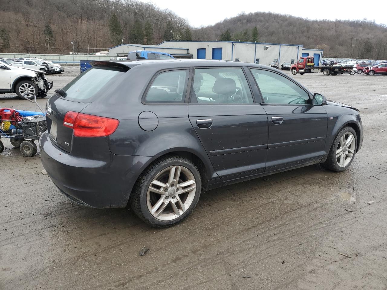 Obraz 3 z 2011 AUDI A3 PREMIUM PLUS 2011 z VIN WAUKJAFM9BA035104