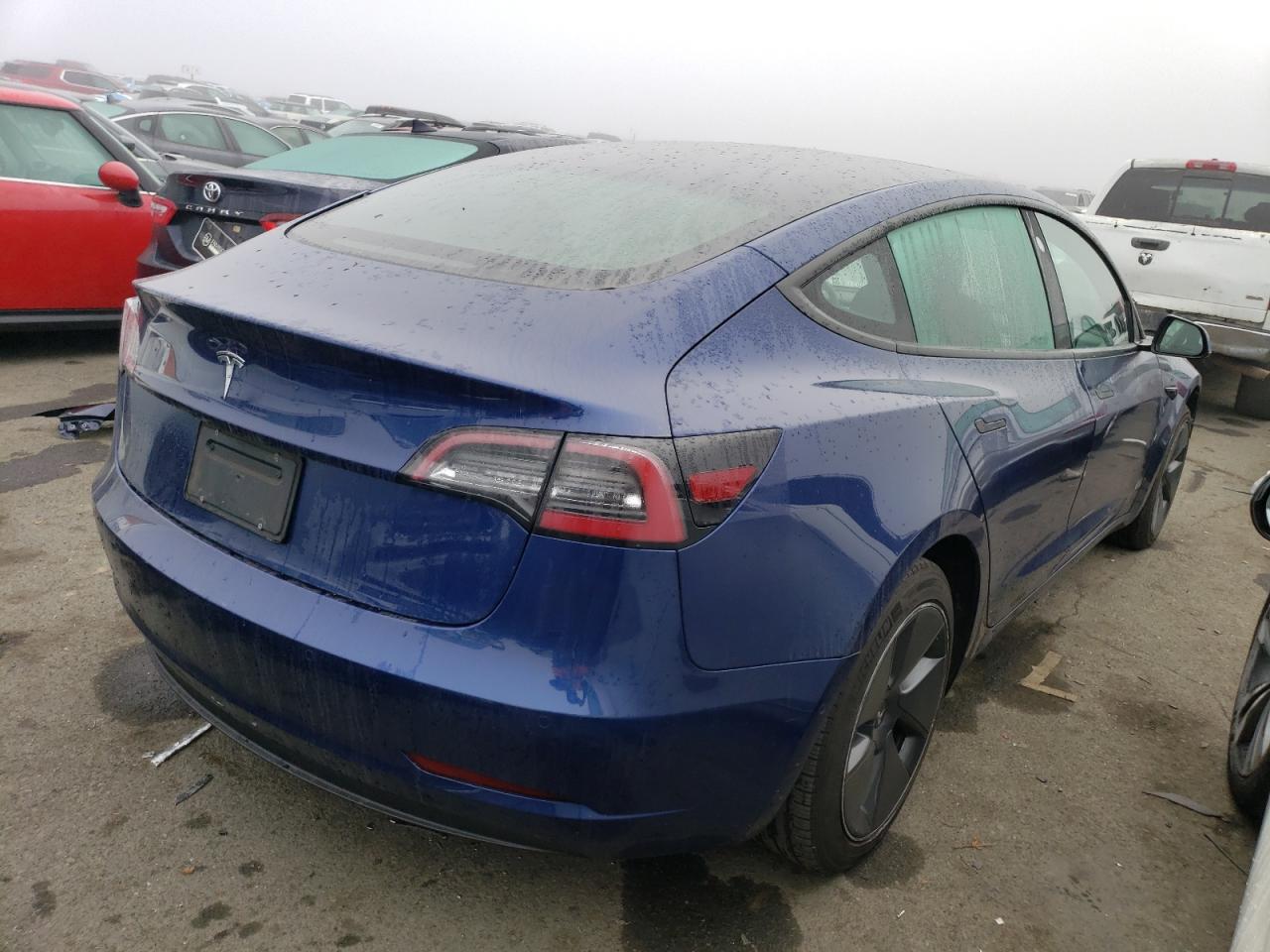 Obraz 3 z 2021 TESLA MODEL 3  2021 z VIN 5YJ3E1EA1MF051679