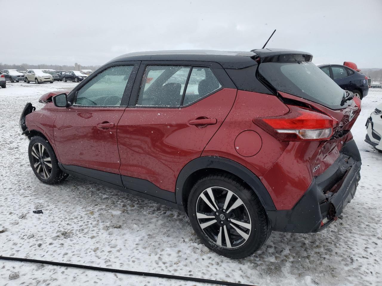 Изображение 2 2018 NISSAN KICKS S 2018 с VIN 3N1CP5CU5JL538320