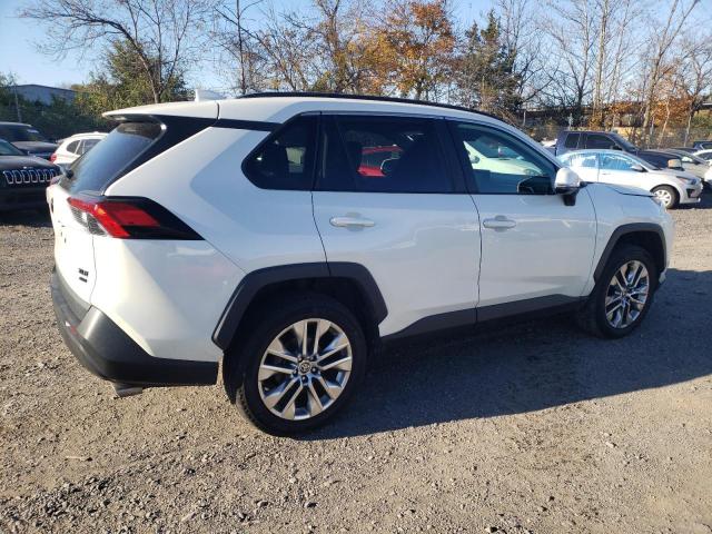 Изображение 3 2021 TOYOTA RAV4 XLE PREMIUM 2021 с VIN 2T3A1RFV0MW193311
