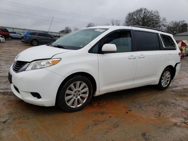 Obraz 2012 TOYOTA SIENNA LE 2012