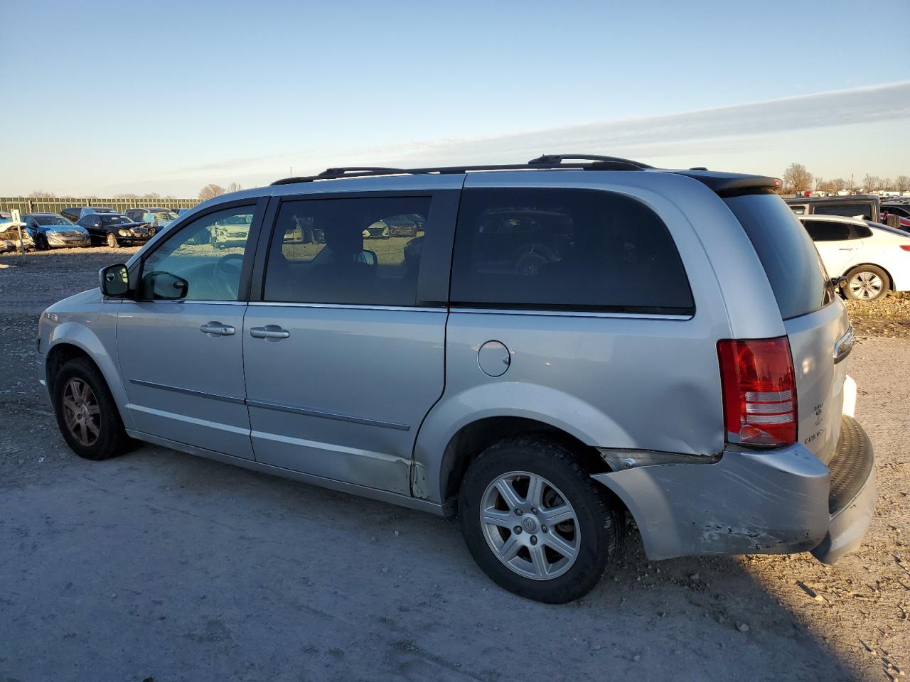 Image 2 of 2010 CHRYSLER TOWN & COUNTRY TOURING 2010 with VIN 2A4RR5D16AR115314
