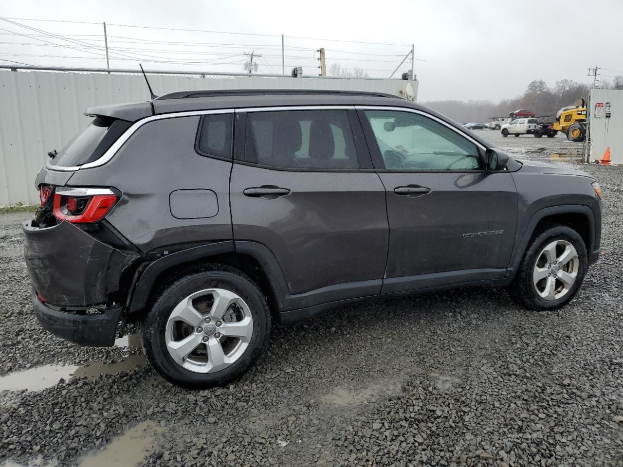 Изображение 3 2018 JEEP COMPASS LATITUDE 2018 с VIN 3C4NJDBB2JT200326