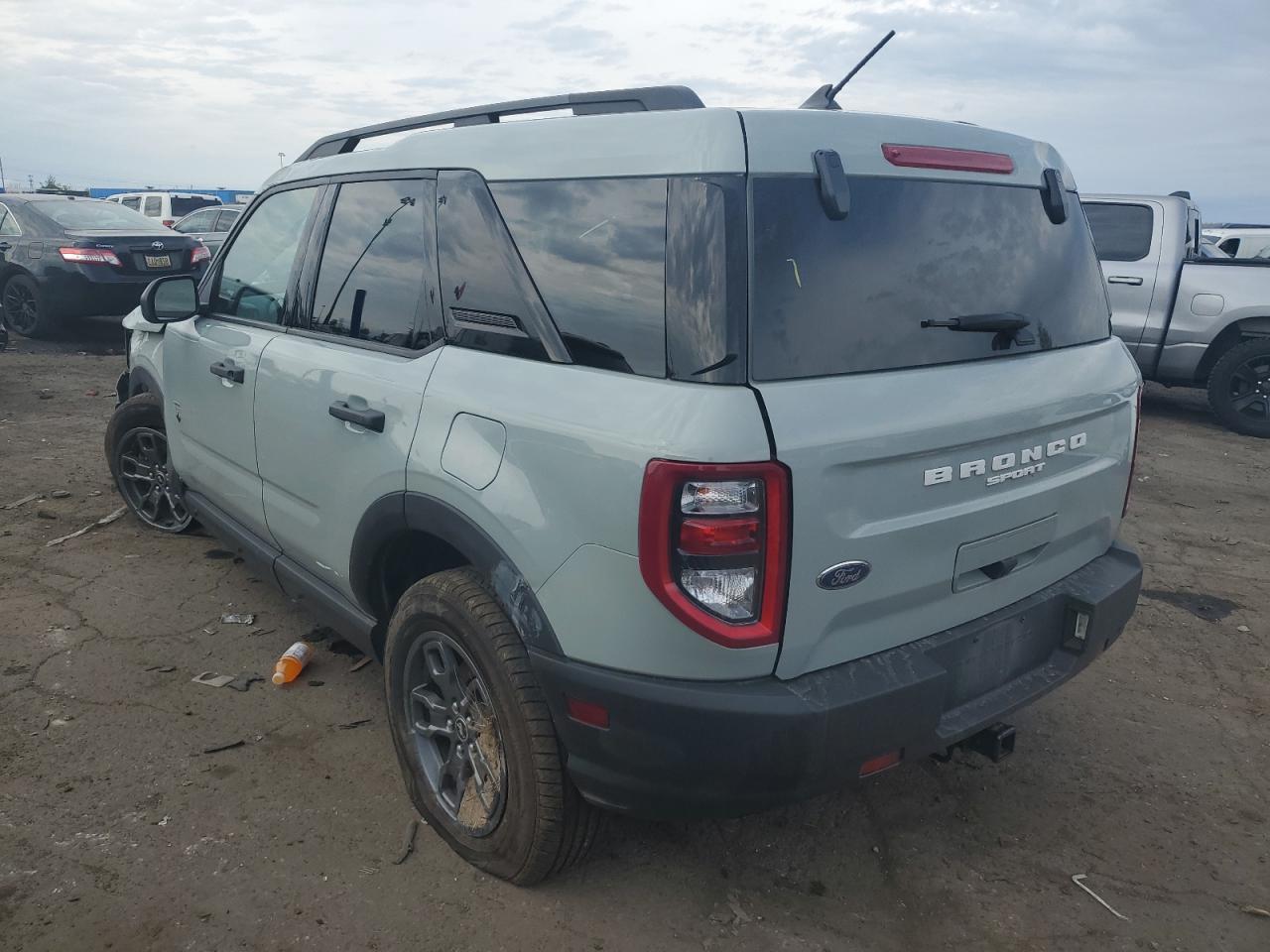 Obraz 2 z 2021 FORD BRONCO SPORT BIG BEND 2021 z VIN 3FMCR9B66MRA19985