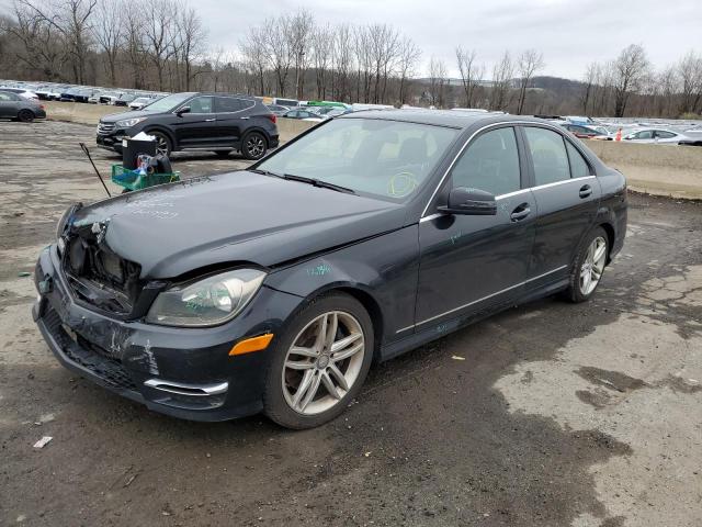 Obraz 1 z 2013 MERCEDES-BENZ C 300 4MATIC 2013 z VIN WDDGF8AB5DR300667
