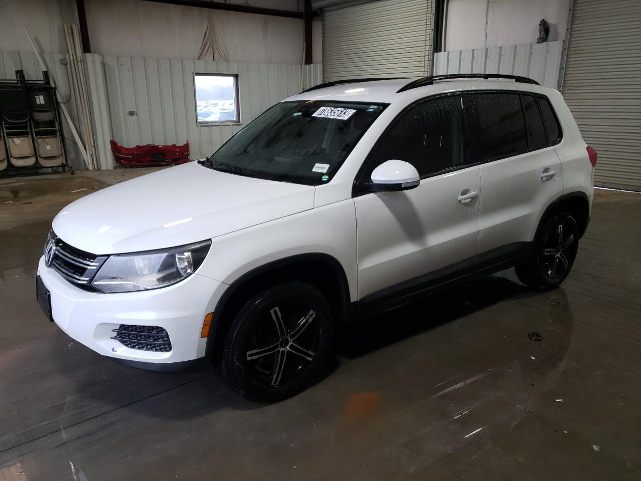 Изображение 1 2017 VOLKSWAGEN TIGUAN S 2017 с VIN WVGAV7AX6HK009789