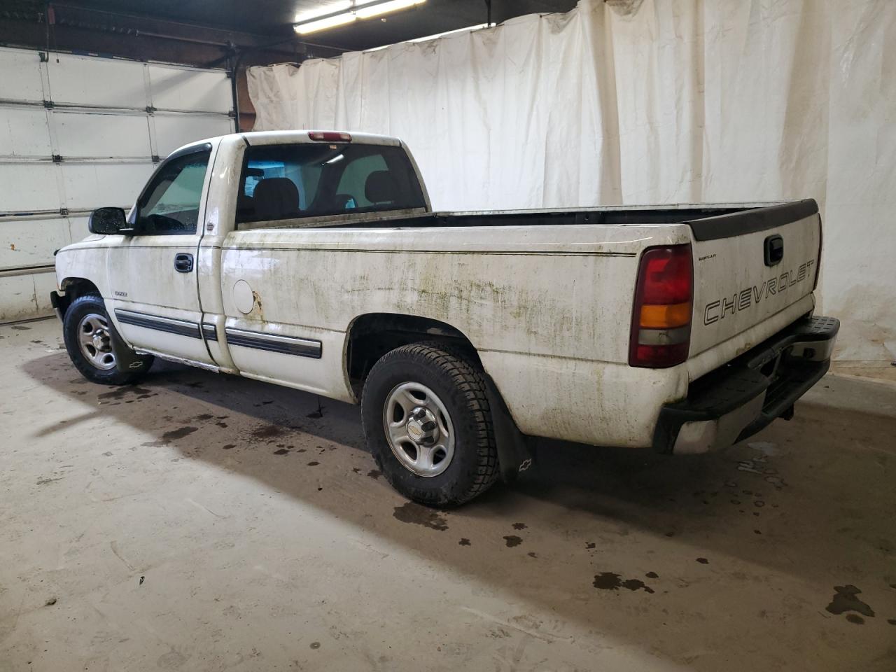 Изображение 2 2002 CHEVROLET SILVERADO C1500 2002 с VIN 1GCEC14WX2Z167532
