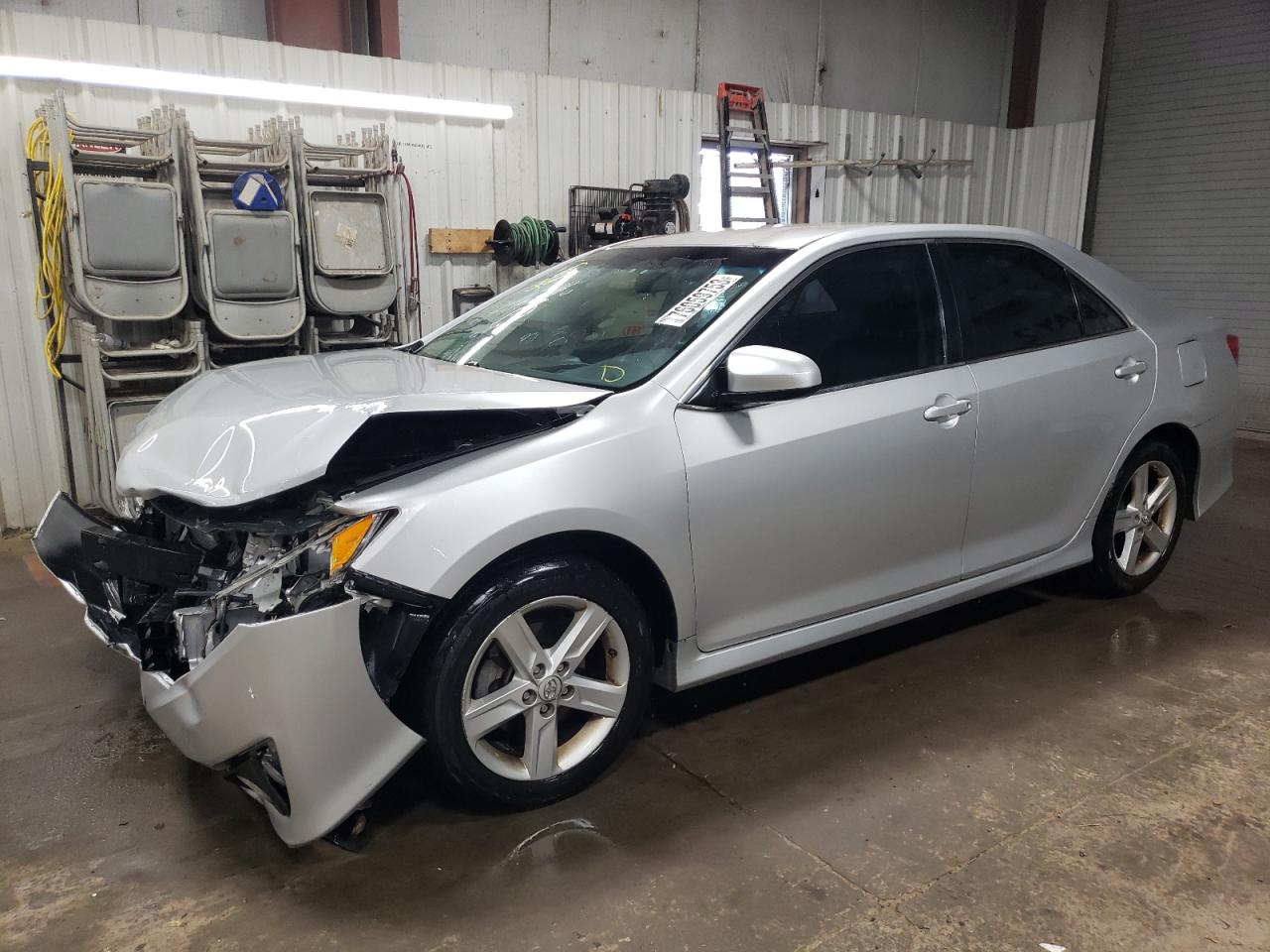 Изображение 1 2014 TOYOTA CAMRY L 2014 с VIN 4T1BF1FK3EU348022