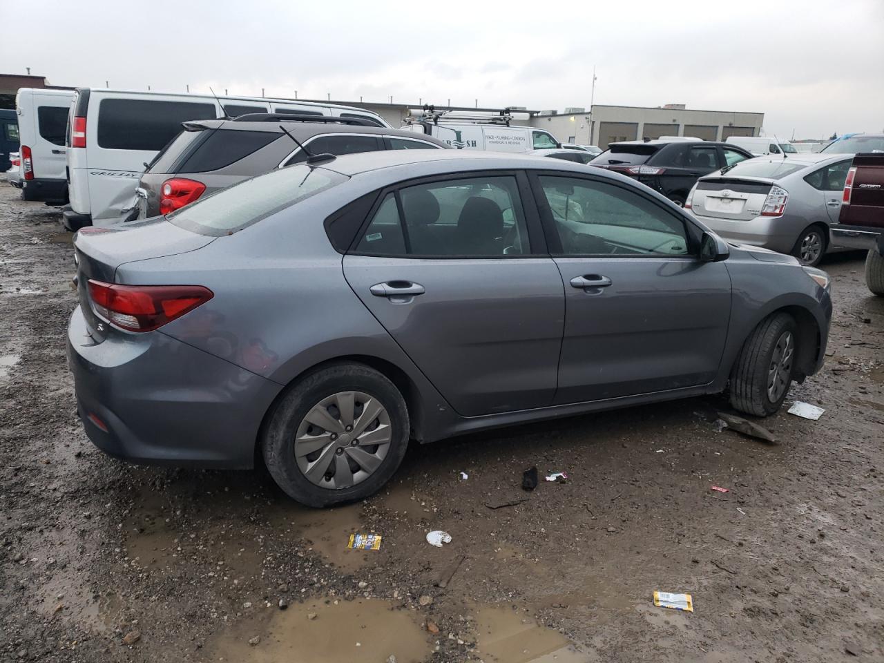Image 3 of 2019 KIA RIO S 2019 with VIN 3KPA24AB0KE197168