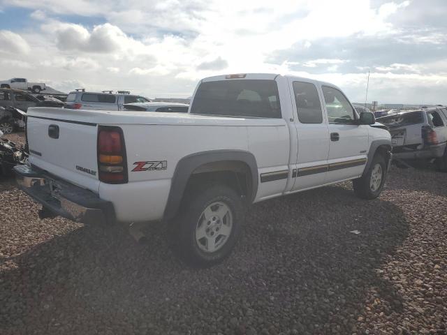 Obraz 3 z 2001 CHEVROLET SILVERADO K1500 2001 z VIN 1GCEK19T11E158726