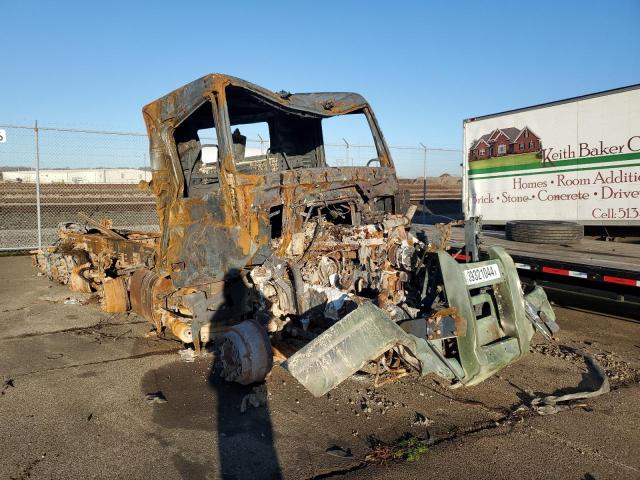 Image 1 of 2015 VOLVO VHD  2015 with VIN 4V5KC9EH8FN186983