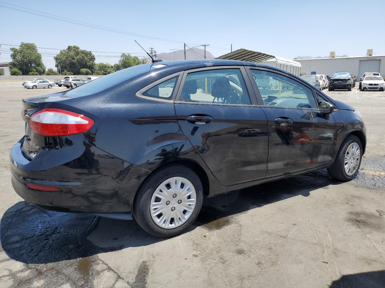 Изображение 3 2017 FORD FIESTA S 2017 с VIN 3FADP4AJ6HM161298