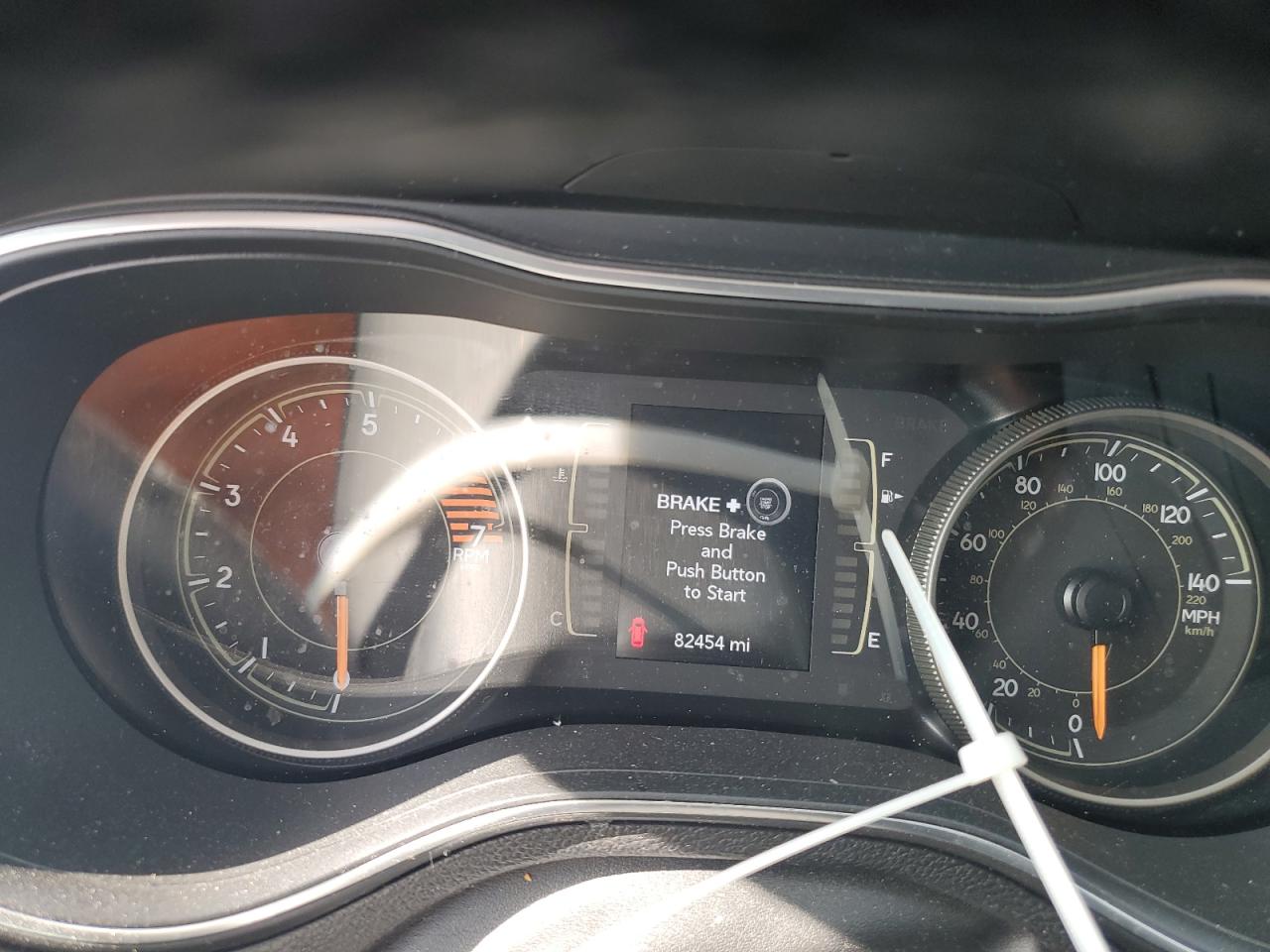 Image 3 of 2019 JEEP CHEROKEE LATITUDE PLUS 2019 with VIN 1C4PJLLB3KD327353