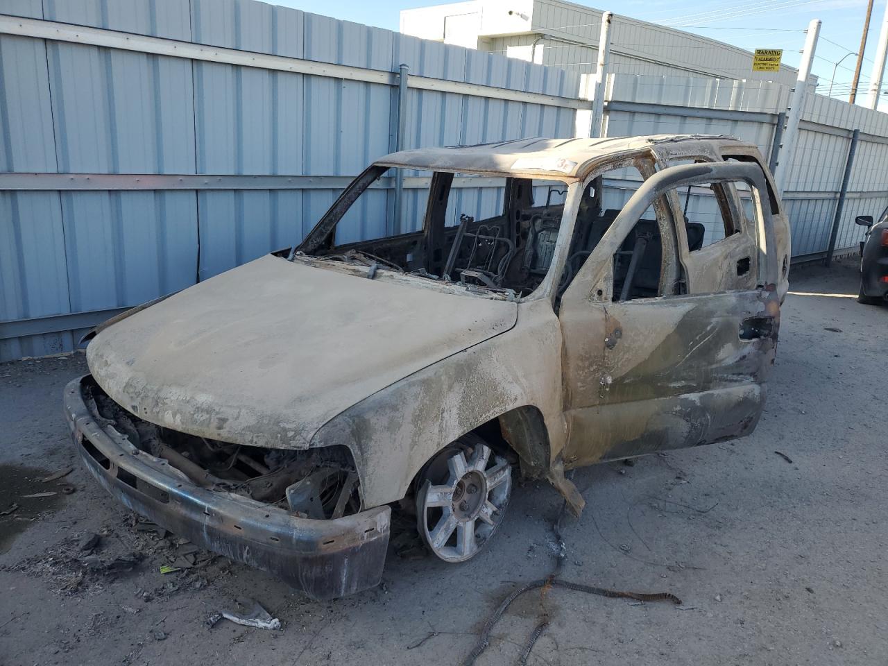 Изображение 1 2003 CHEVROLET TAHOE K1500 2003 с VIN 1GNEK13Z73J141993