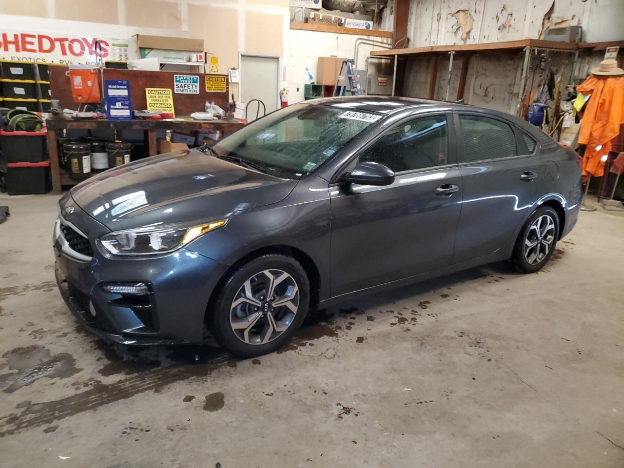 Изображение 1 2019 KIA FORTE FE 2019 с VIN 3KPF24ADXKE099417
