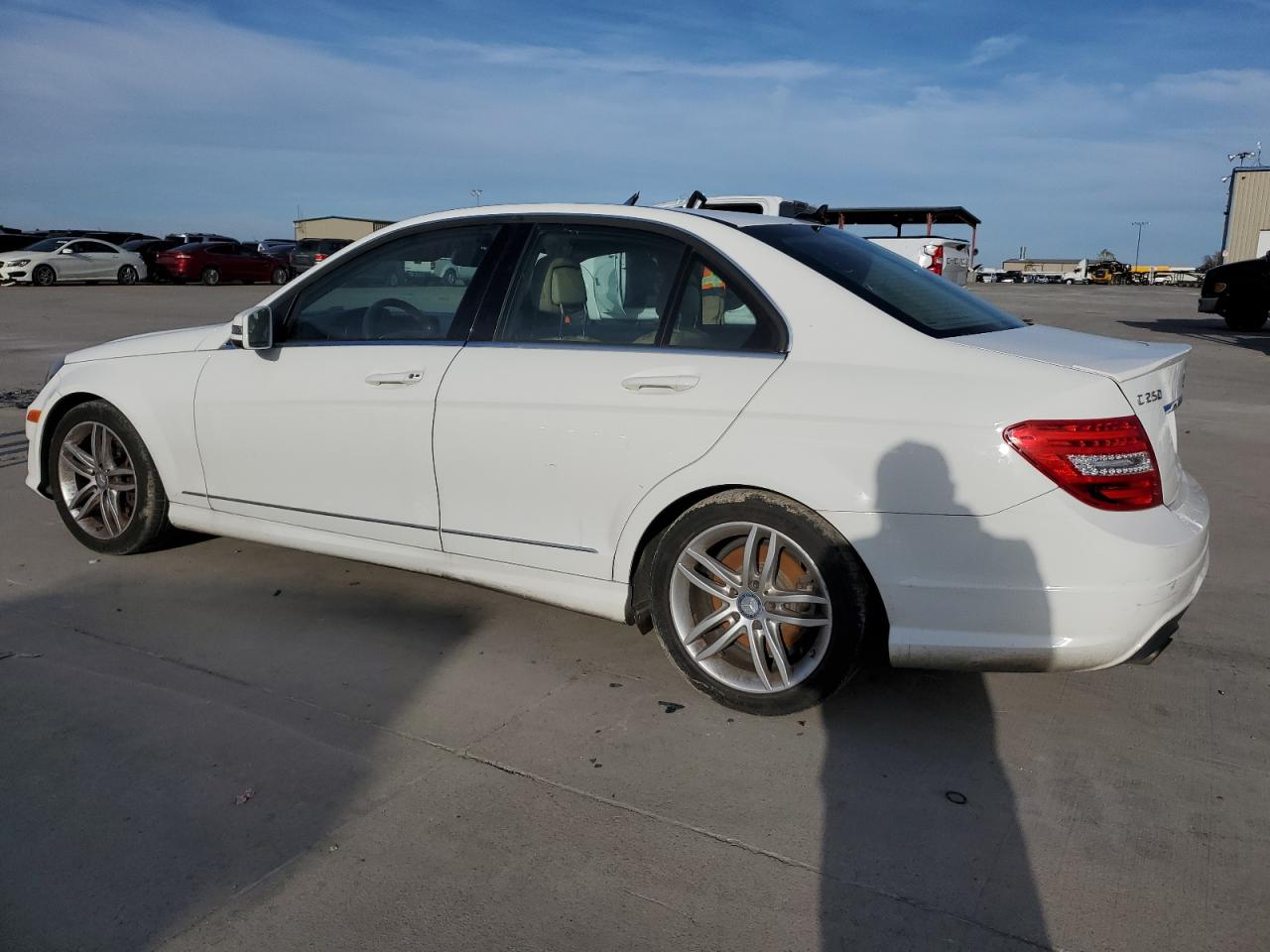 Image 2 of 2014 MERCEDES-BENZ C 250 2014 with VIN WDDGF4HB3ER310792