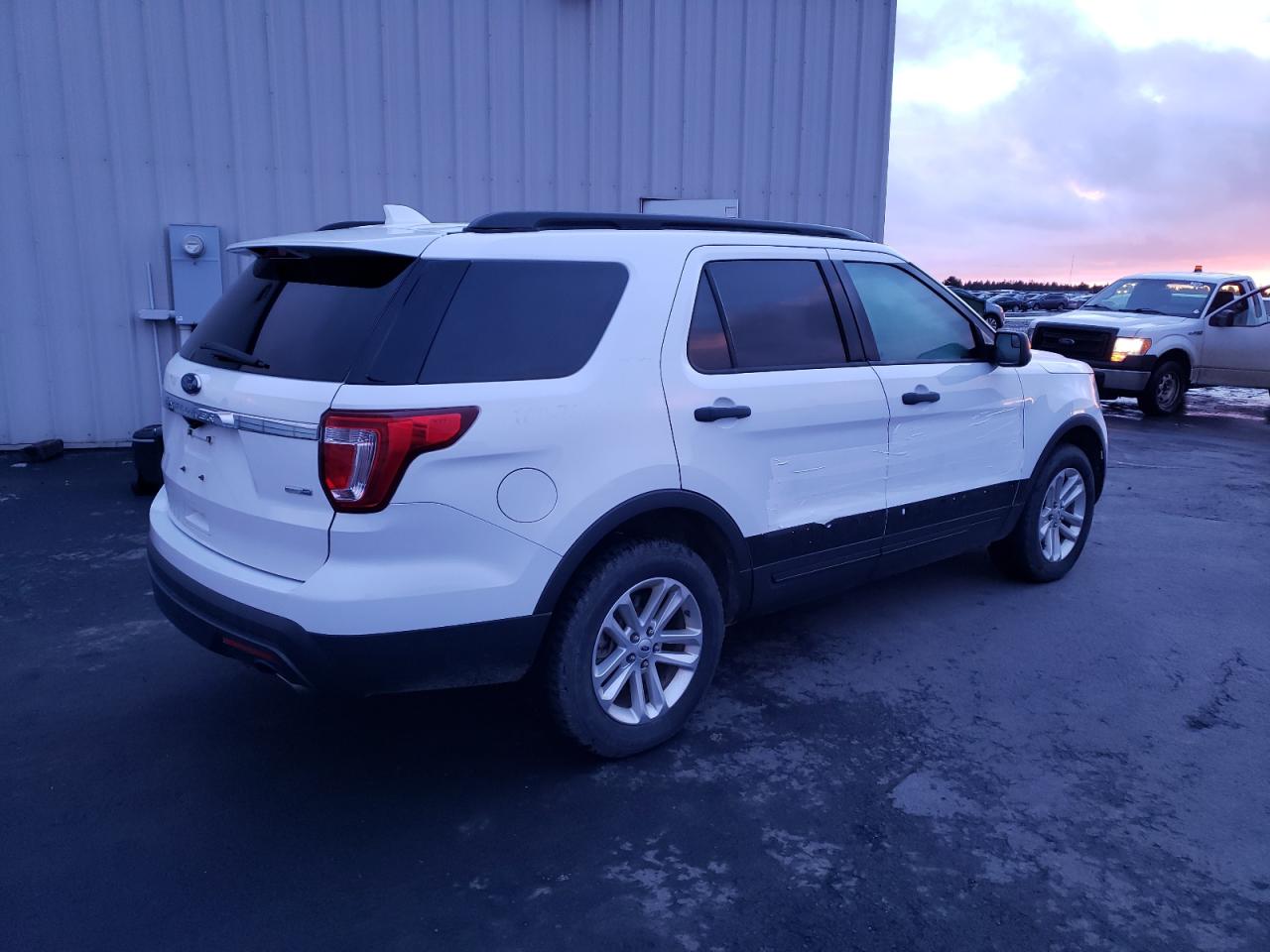 Image 3 of 2017 FORD EXPLORER  2017 with VIN 1FM5K8BH3HGA62427