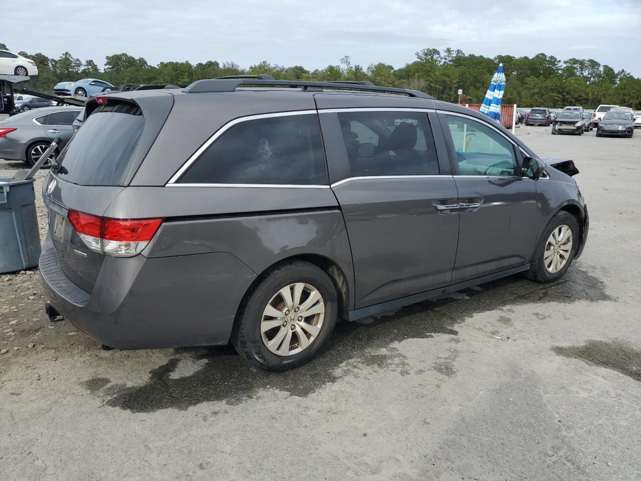 Obraz 3 z 2016 HONDA ODYSSEY SE 2016 z VIN 5FNRL5H35GB097797
