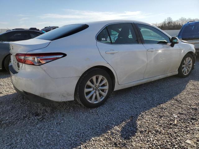 Obraz 3 z 2018 TOYOTA CAMRY L 2018 z VIN 4T1B11HK3JU084743