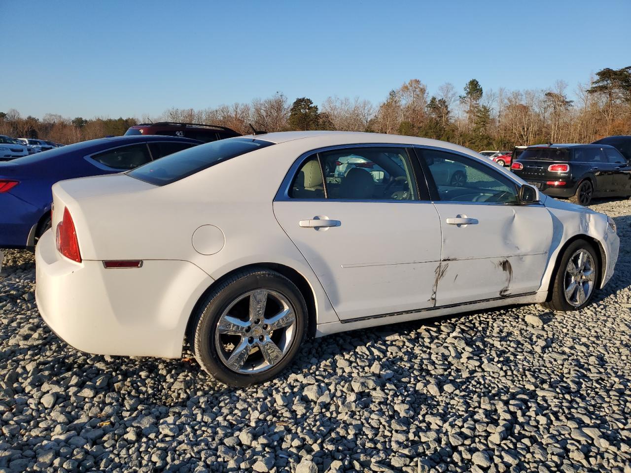 Image 3 of 2010 CHEVROLET MALIBU 2LT 2010 with VIN 1G1ZD5EB2AF312654