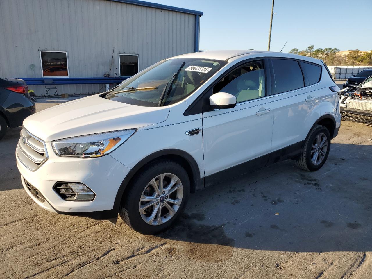 Изображение 2017 FORD ESCAPE SE 2017