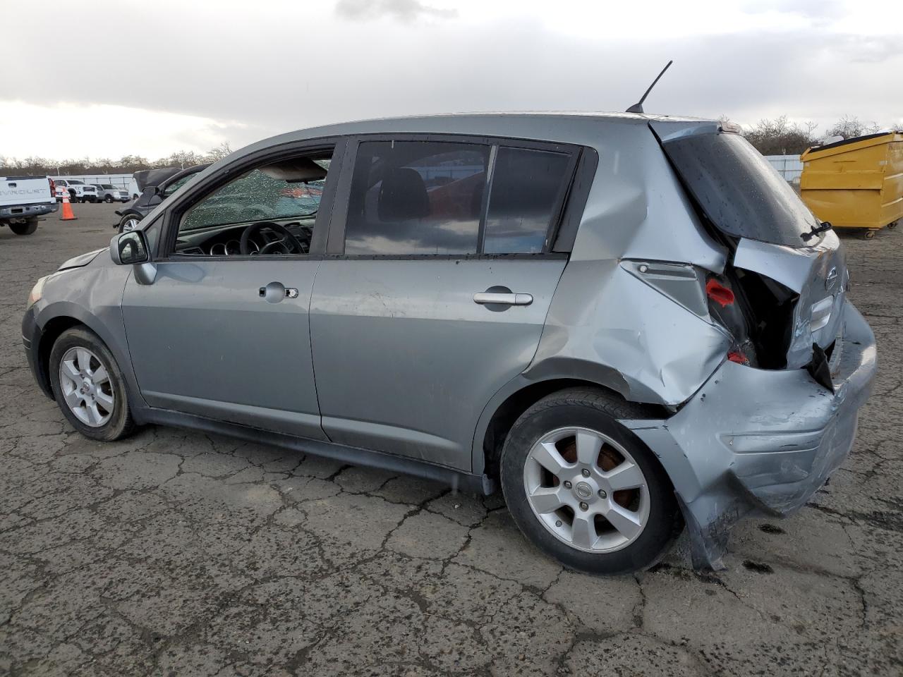 Image 2 of 2007 NISSAN VERSA S 2007 with VIN 3N1BC13E77L459510