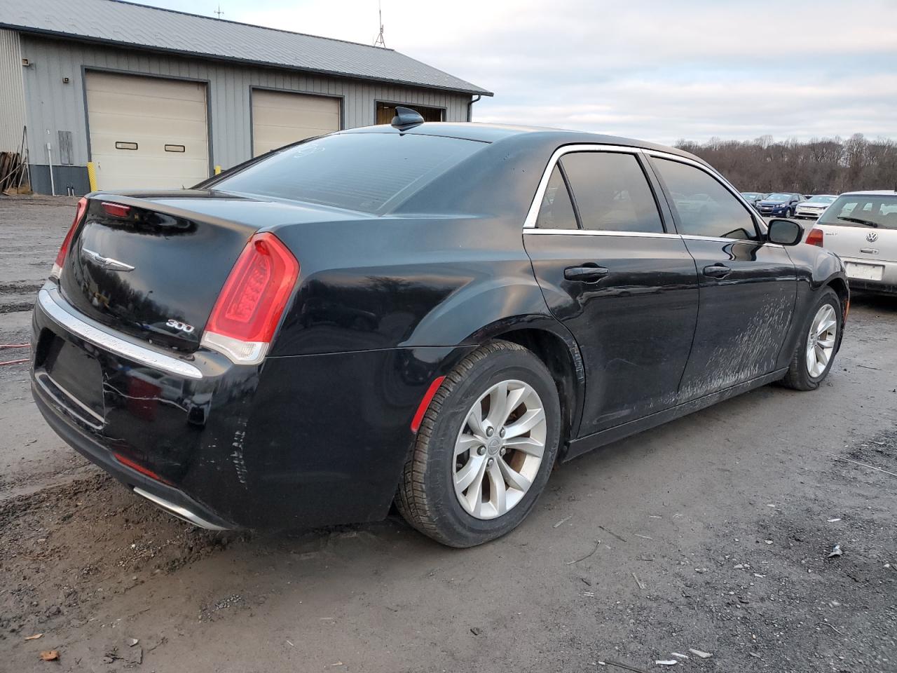 Obraz 3 z 2016 CHRYSLER 300 LIMITED 2016 z VIN 2C3CCAAG8GH252420