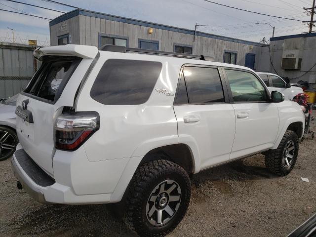 Image 3 of 2019 TOYOTA 4RUNNER SR5 2019 with VIN JTEBU5JR0K5691894