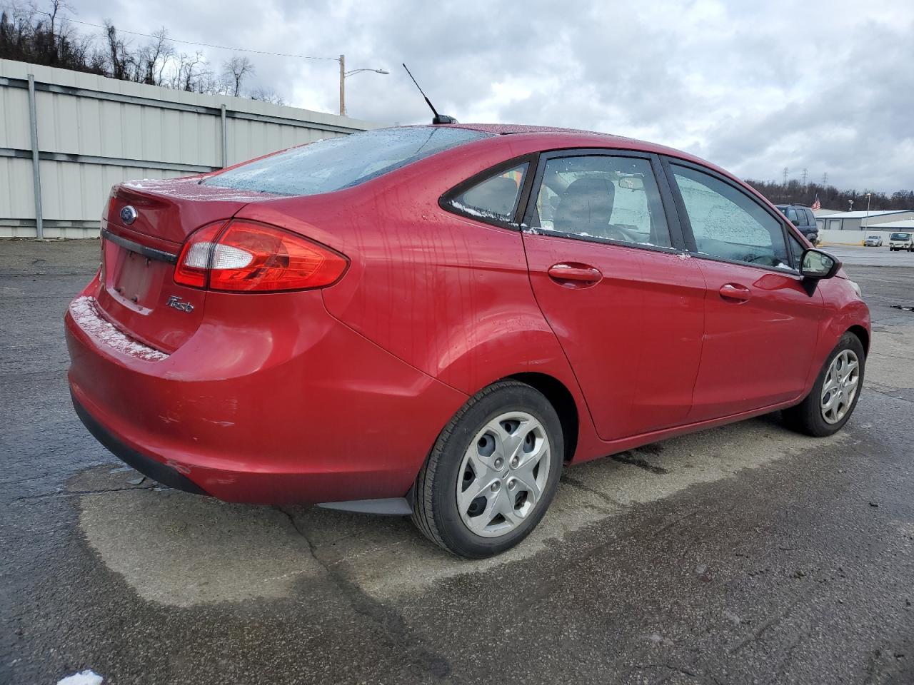 Image 3 of 2011 FORD FIESTA SE 2011 with VIN 3FADP4BJ7BM238248