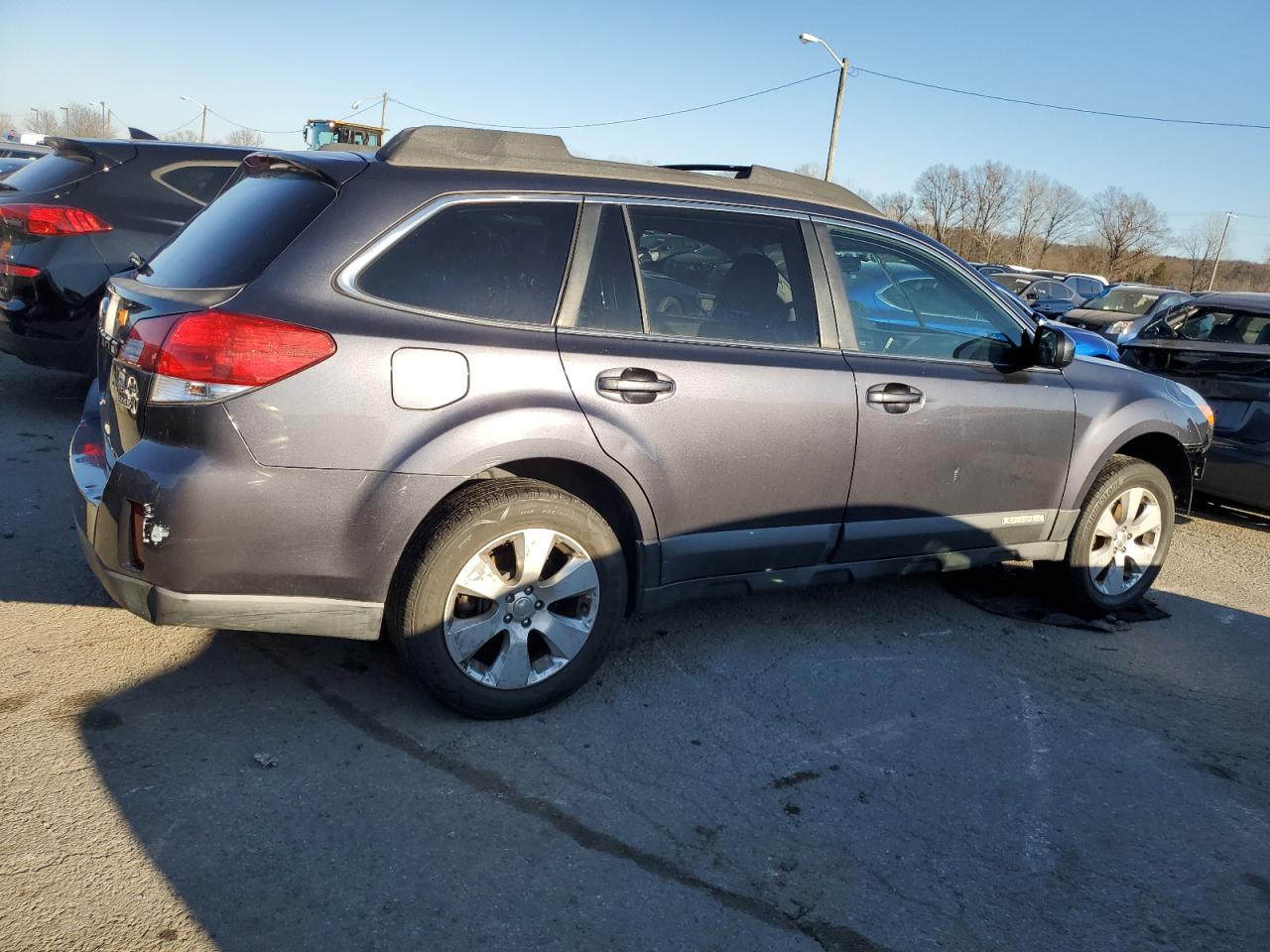 Image 3 of 2010 SUBARU OUTBACK 2.5I PREMIUM 2010 with VIN 4S4BRBBC8A3338534