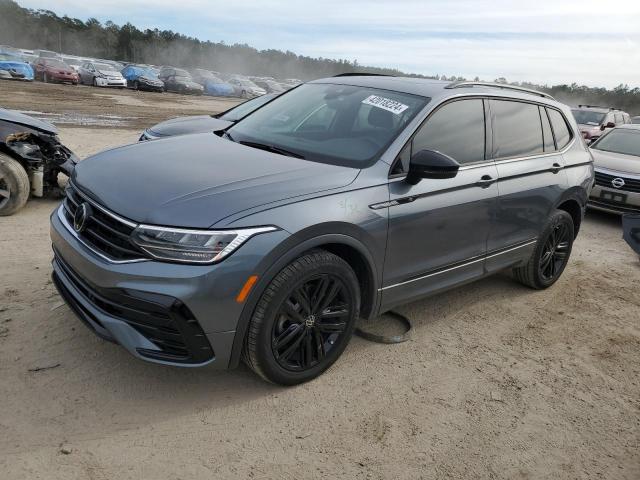 Изображение 1 2022 VOLKSWAGEN TIGUAN SE R-LINE BLACK 2022 с VIN 3VVCB7AX5NM098699