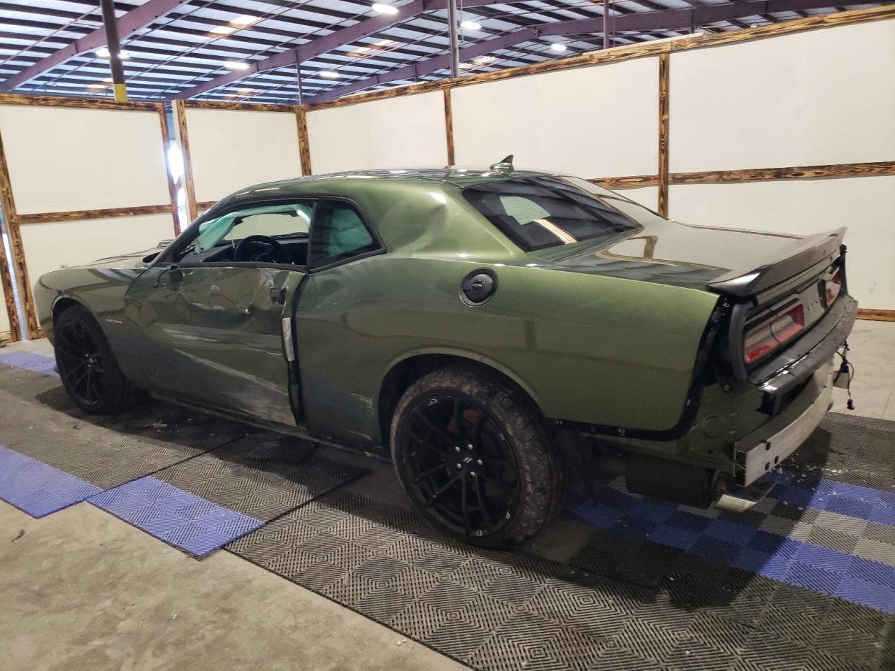 Image 2 of 2022 DODGE CHALLENGER R/T 2022 with VIN 2C3CDZBT7NH234365