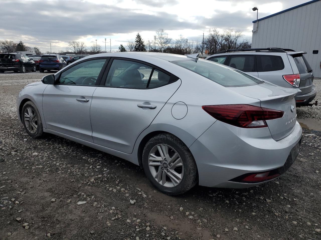 Obraz 2 z 2019 HYUNDAI ELANTRA SEL 2019 z VIN 5NPD84LF4KH413658