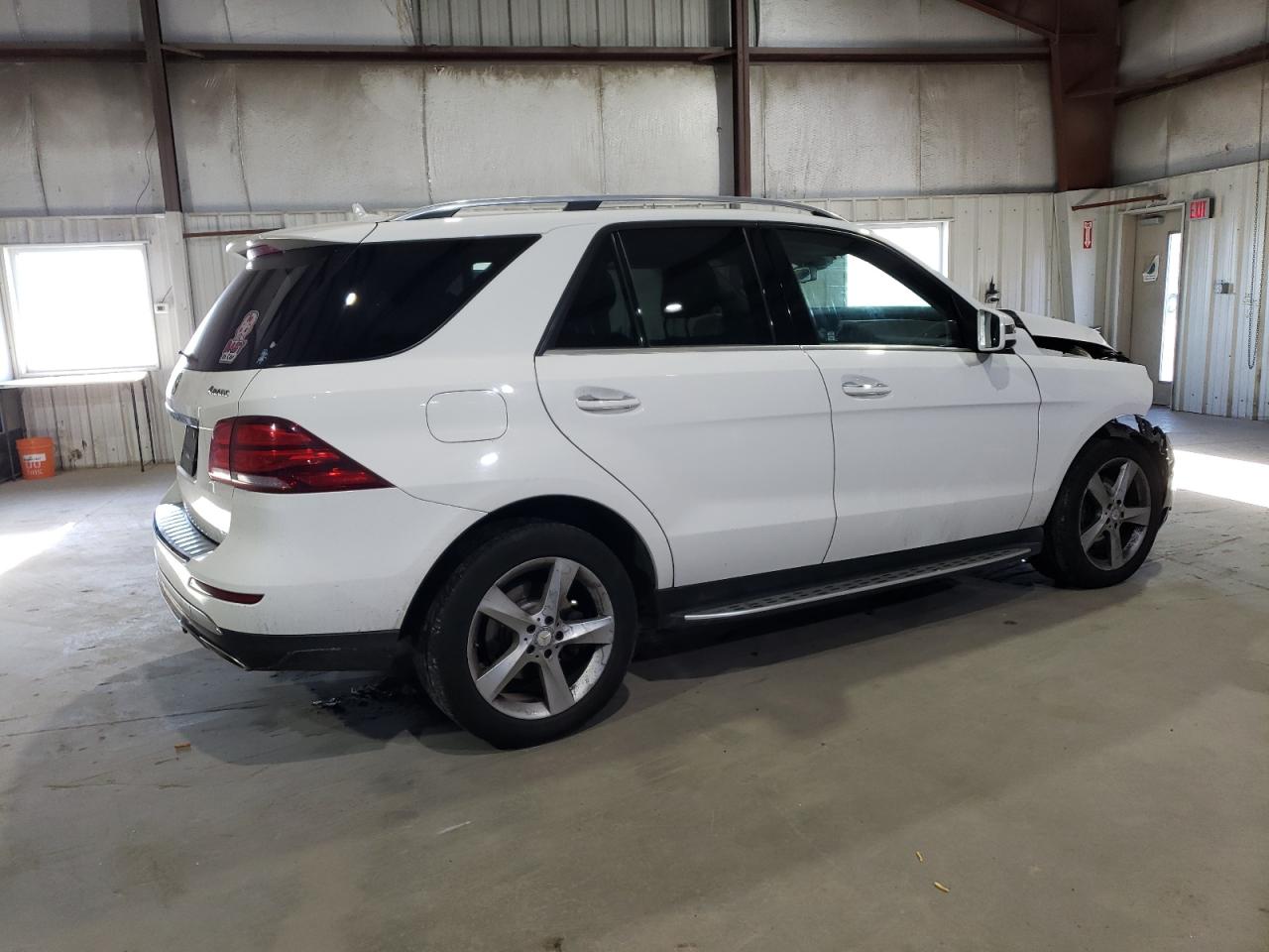 Image 3 of 2016 MERCEDES-BENZ GLE 350 4MATIC 2016 with VIN 4JGDA5HB1GA766482