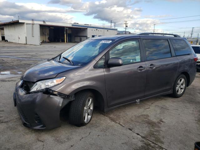 Изображение 2020 TOYOTA SIENNA LE 2020