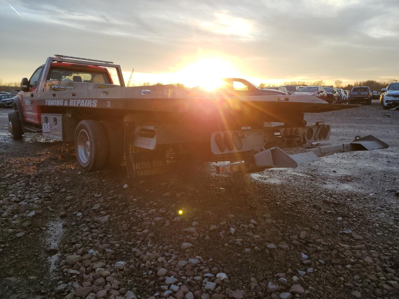 Изображение 3 2022 FORD F550 SUPER DUTY 2022 с VIN 1FDUF5GN2NDA27145