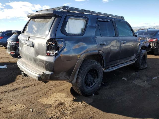 Obraz 3 z 2019 TOYOTA 4RUNNER SR5 2019 z VIN JTEBU5JR5K5636860