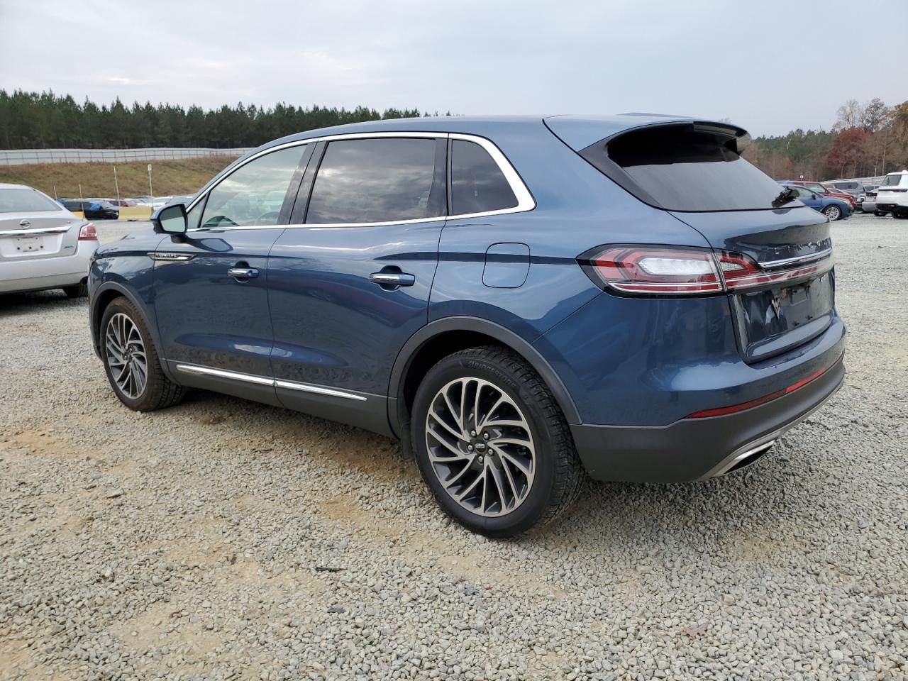 Image 2 of 2019 LINCOLN NAUTILUS RESERVE 2019 with VIN 2LMPJ6L94KBL17094