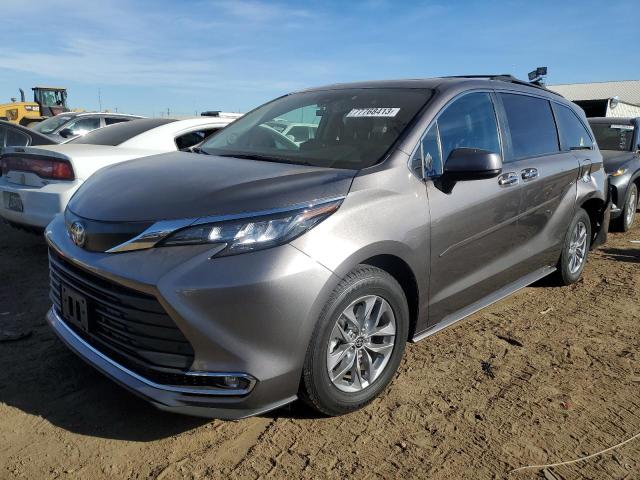Obraz 2022 TOYOTA SIENNA XLE 2022