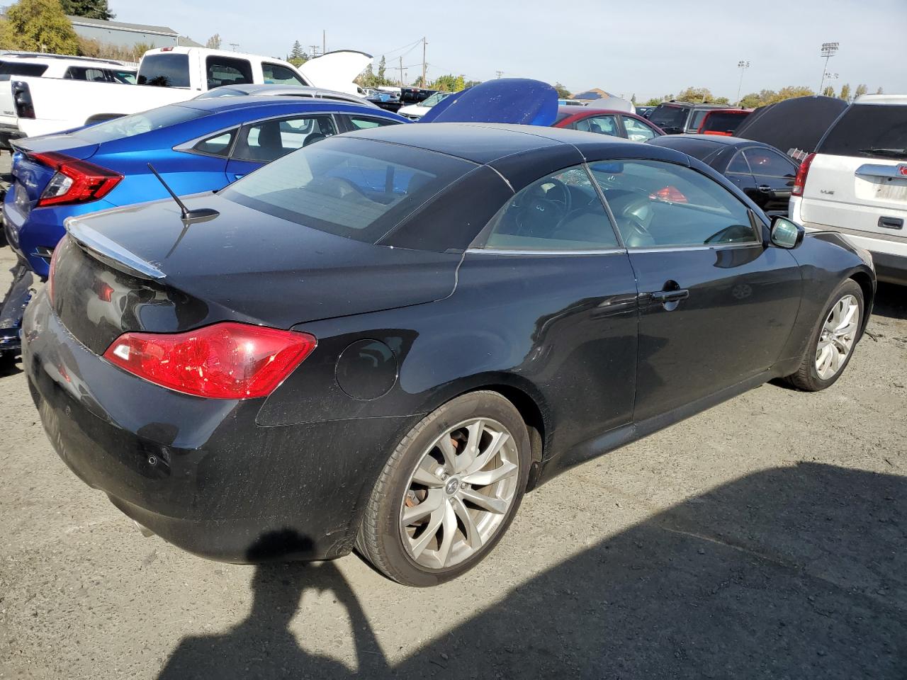 Obraz 3 z 2014 INFINITI Q60 BASE 2014 z VIN JN1CV6FE4EM901914