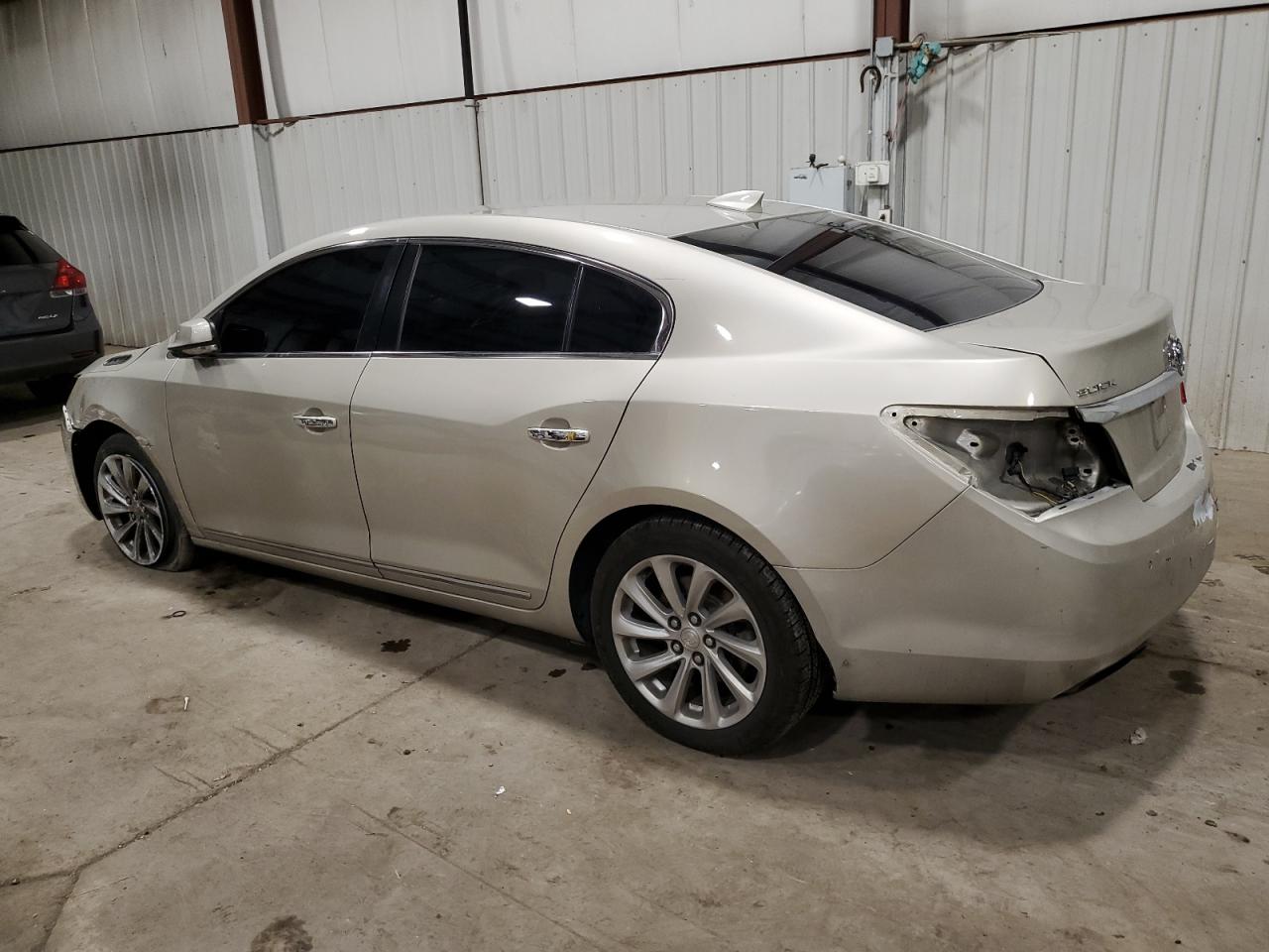 Image 2 of Buick Lacrosse 2016 with VIN 1G4GB5G31GF185376