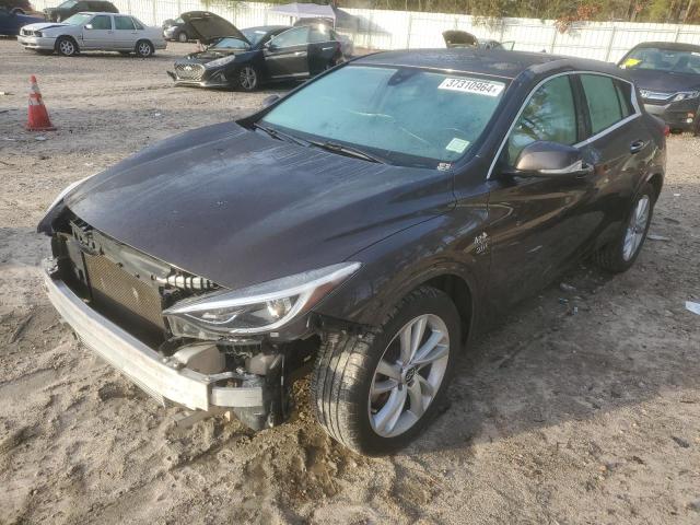 Изображение 1 2018 INFINITI QX30 BASE 2018 с VIN SJKCH5CP4JA047486